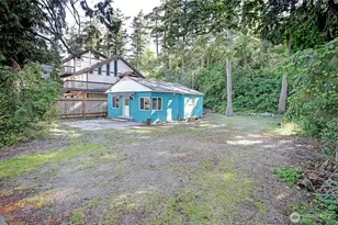 566 Sundin Dr, Camano Island, WA 98282 - Photo 2