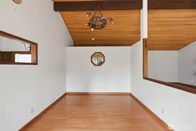 18510 66th Avenue NE, Kenmore, WA 98028 - Photo 8