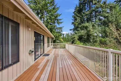 18510 66th Avenue NE, Kenmore, WA 98028 - Photo 16