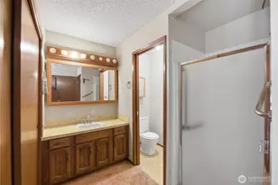 18510 66th Ave NE, Kenmore, WA 98028 - Photo 20