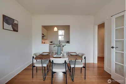 214 Summit Avenue E #402, Seattle, WA 98102 - Photo 8