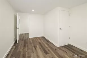 250 NE 50th St, Seattle, WA 98105 - Photo 16