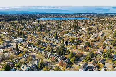250 NE 50th Street, Seattle, WA 98105 - Photo 40