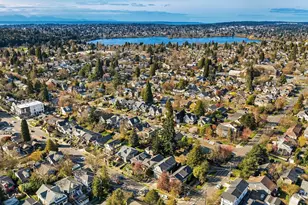 250 NE 50th St, Seattle, WA 98105 - Photo 40