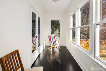250 NE 50th Street, Seattle, WA 98105 - Photo 8