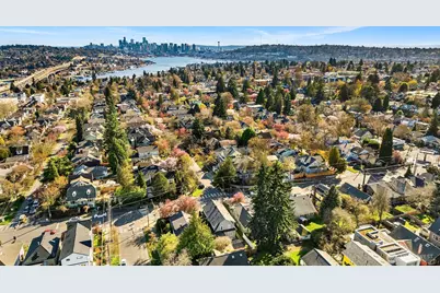 250 NE 50th Street, Seattle, WA 98105 - Photo 38