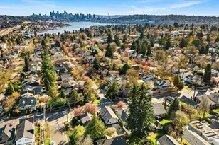 250 NE 50th St, Seattle, WA 98105 - Photo 38