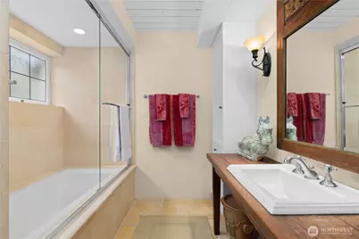 180 Lake Washington Boulevard E, Seattle, WA 98112 - Photo 30