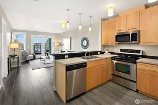 655 Crockett St, Seattle, WA 98109 - Photo 10