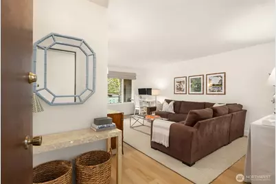 7021 Sand Point Way NE #B305, Seattle, WA 98115 - Photo 4