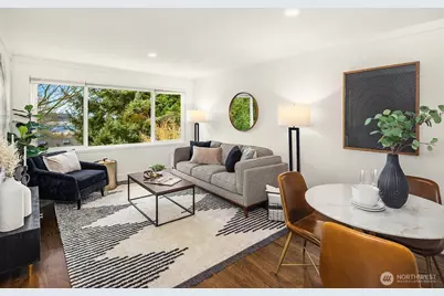 4243 Palatine Avenue N, Seattle, WA 98103 - Photo 6