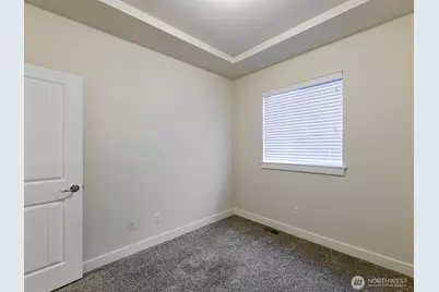 14301 24th Avenue E, Tacoma, WA 98445 - Photo 16