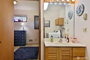 3837 Driftwood Dr, Clinton, WA 98236 - Photo 34