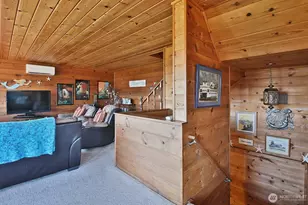 3837 Driftwood Dr, Clinton, WA 98236 - Photo 10