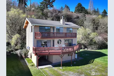 3837 Driftwood Drive, Clinton, WA 98236 - Photo 4