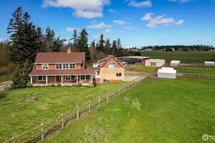 1013 Mallard Ln, Camano Island, WA 98282 - Photo 10