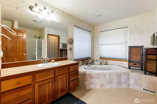 1013 Mallard Ln, Camano Island, WA 98282 - Photo 20