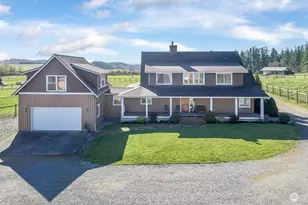 1013 Mallard Ln, Camano Island, WA 98282 - Photo 2