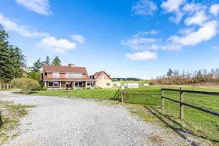 1013 Mallard Ln, Camano Island, WA 98282 - Photo 4