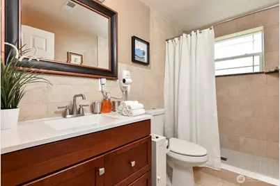 430 128 Avenue SE, Bellevue, WA 98005 - Photo 16