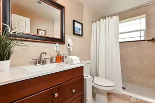 430 128th Ave SE, Bellevue, WA 98005 - Photo 16