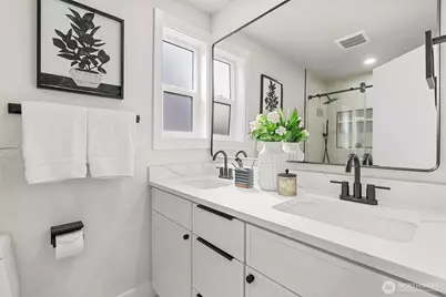 7407 25th Avenue NE, Seattle, WA 98115 - Photo 14