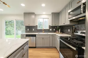 15811 180 Ave NE, Woodinville, WA 98072 - Photo 8