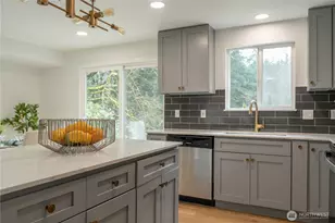 15811 180 Ave NE, Woodinville, WA 98072 - Photo 12