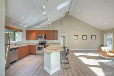 11307 NE 128th Street #G101, Kirkland, WA 98034 - Photo 34