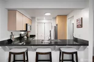 11307 NE 128th St, Kirkland, WA 98034 - Photo 14