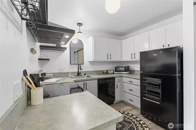 6352 137th Place NE #259, Redmond, WA 98052 - Photo 18