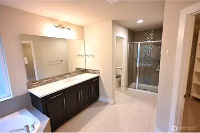 19828 SE 11th Dr, Bothell, WA 98012 - Photo 16