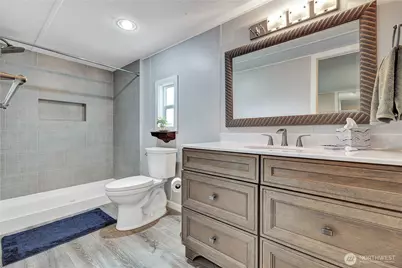 18425 NE 95th Street #82, Redmond, WA 98052 - Photo 6