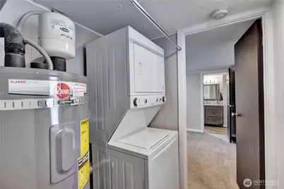 18425 NE 95th Street #82, Redmond, WA 98052 - Photo 12