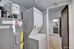 18425 NE 95th St, Redmond, WA 98052 - Photo 12