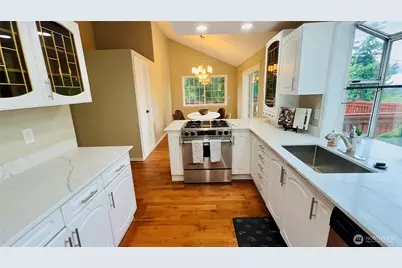 10003 SE 192nd Street, Renton, WA 98055 - Photo 14