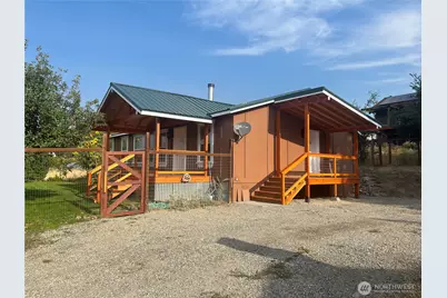 920 Castle Avenue, Winthrop, WA 98862 - Photo 6