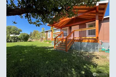 920 Castle Avenue, Winthrop, WA 98862 - Photo 4