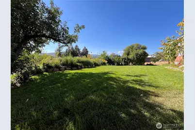 920 Castle Avenue, Winthrop, WA 98862 - Photo 38