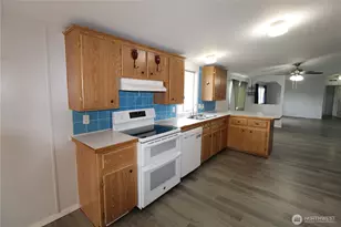 30425 6th Ave S, Roy, WA 98580 - Photo 18