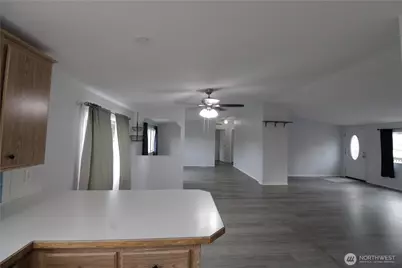 30425 6th Avenue S, Roy, WA 98580 - Photo 22