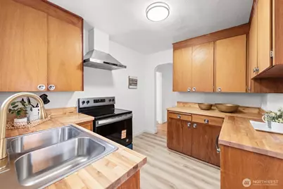 7736 33rd Ave NW, Seattle, WA 98117 - Photo 12