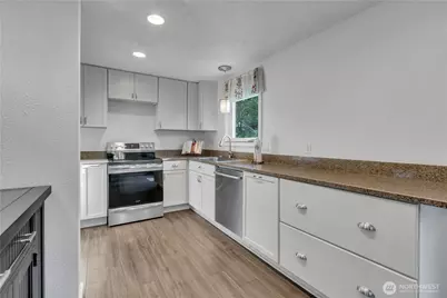 13301 186th Avenue SE, Renton, WA 98059 - Photo 12