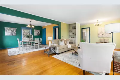 5046 35th Avenue NE, Seattle, WA 98105 - Photo 4