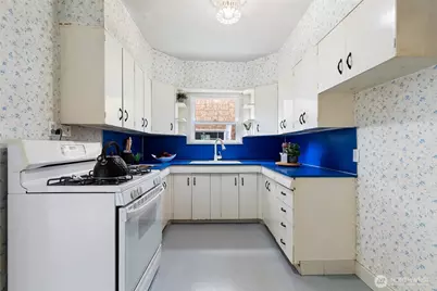 5046 35th Avenue NE, Seattle, WA 98105 - Photo 8