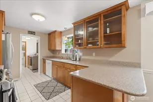 4401 N 25th St, Tacoma, WA 98406 - Photo 8