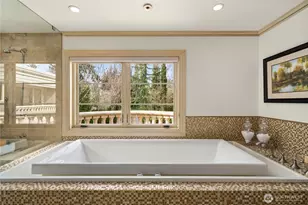 1444 Evergreen Point Rd, Medina, WA 98039 - Photo 24