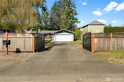 8718 8th Way SE, Olympia, WA 98513 - Photo 2