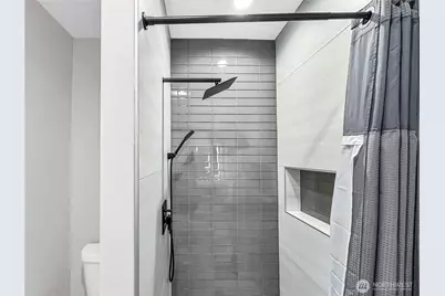 441 NE Alder Street #1, Issaquah, WA 98027 - Photo 14