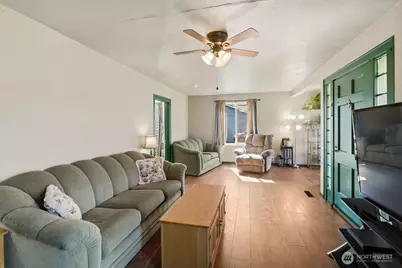 325 3rd Street, Morton, WA 98356 - Photo 4